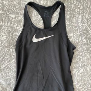 nike workout tank